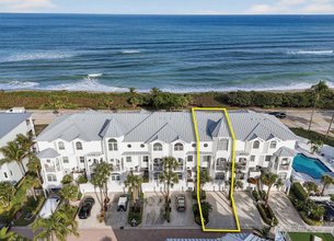 Coastal Townhouse in Jupiter